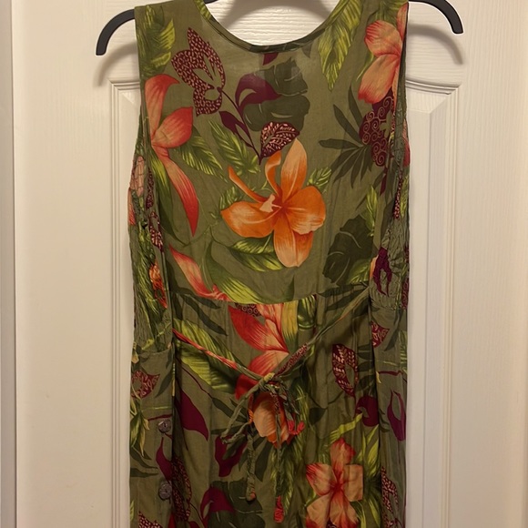 Lovely comfortable dress. - Picture 6 of 8